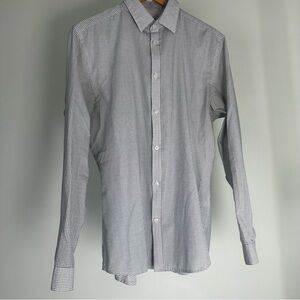 BUTTON UP LONG SLEEVE